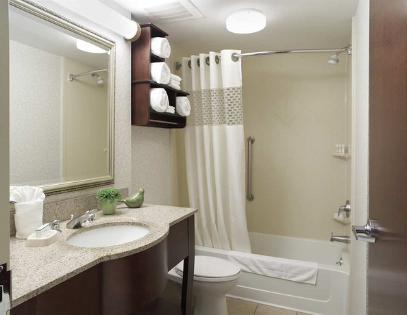 Imagen de la habitación del Hotel Hampton Inn Boston - Norwood. Foto 9