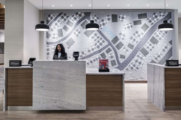 Imagen de los interiores del Hotel Hampton Inn Boston Woburn. Foto 19
