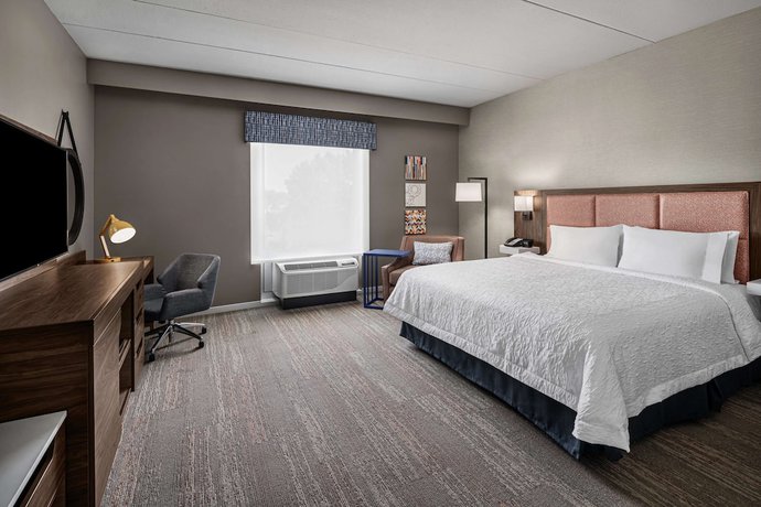 Imagen de la habitación del Hotel Hampton Inn Boston Woburn. Foto 2