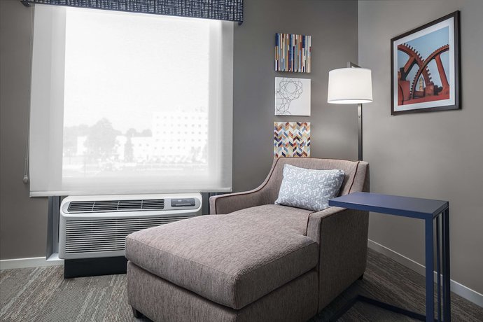 Imagen de la habitación del Hotel Hampton Inn Boston Woburn. Foto 7