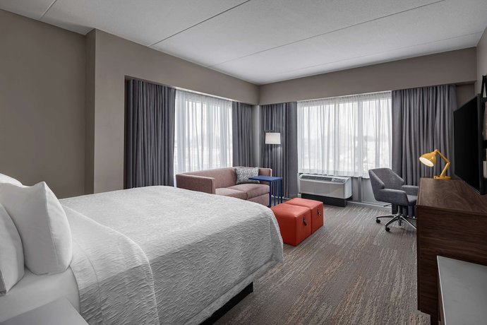 Imagen de la habitación del Hotel Hampton Inn Boston Woburn. Foto 14