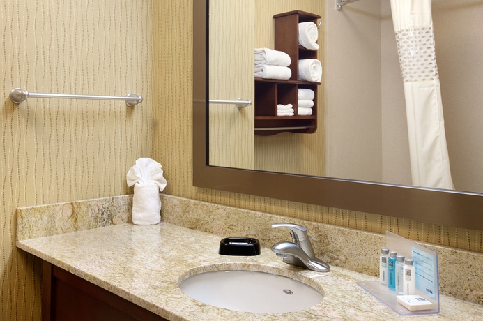 Imagen de la habitación del Hotel Hampton Inn Boston/braintree. Foto 9