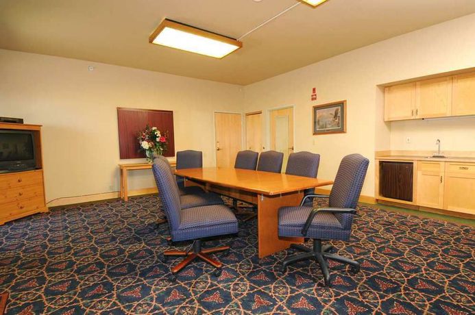 Imagen de los interiores del Hotel Hampton Inn Bozeman. Foto 12