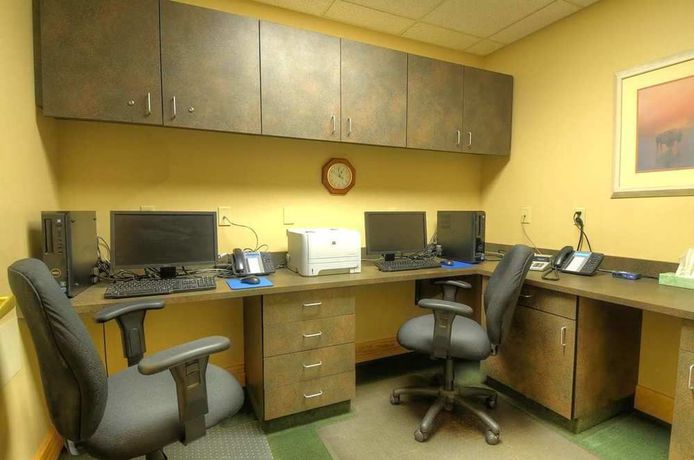 Imagen de los interiores del Hotel Hampton Inn Bozeman. Foto 13