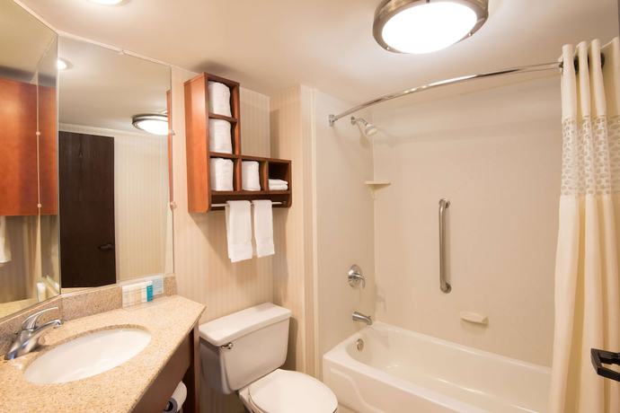 Imagen de la habitación del Hotel Hampton Inn Bridgeport/clarksburg. Foto 7