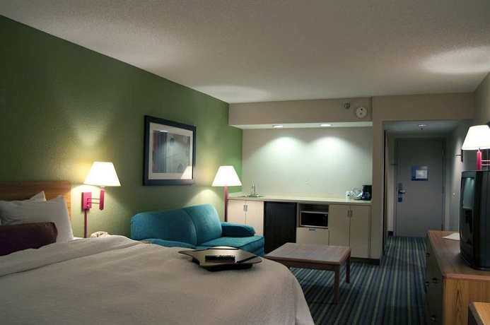Imagen de la habitación del Hotel Hampton Inn Brooksville Dade. Foto 4