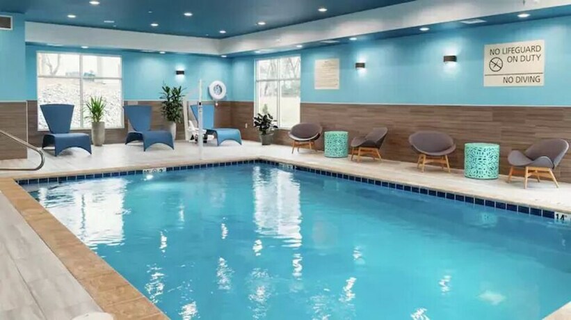 Imagen de la piscina del Hotel Hampton Inn Buffalo - Amherst. Foto 30