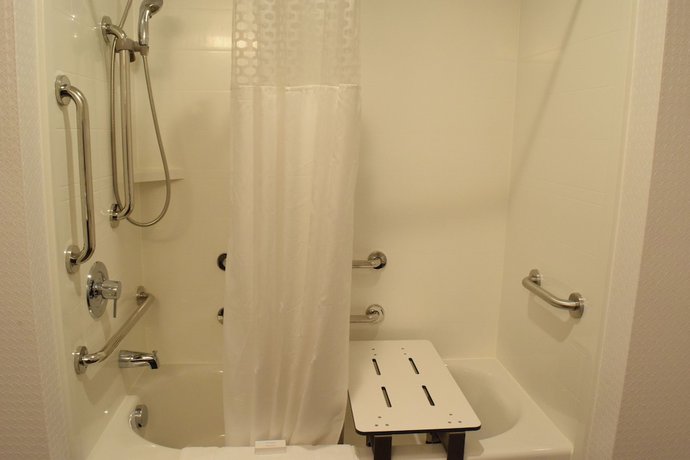Imagen de la habitación del Hotel Hampton Inn Buffalo-Hamburg. Foto 3