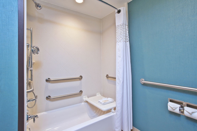 Imagen de la habitación del Hotel Hampton Inn By Hilton Chicago-midway Airport. Foto 6
