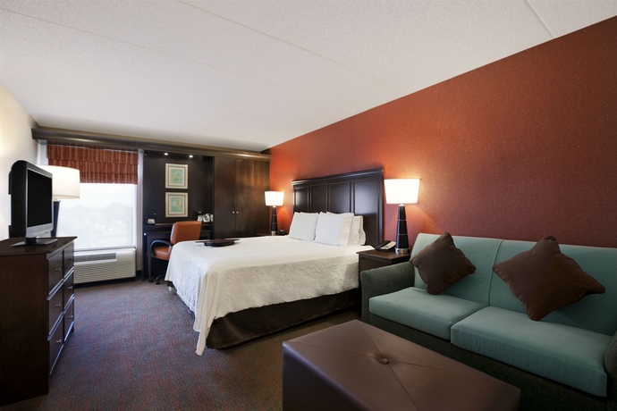 Imagen de la habitación del Hotel Hampton Inn By Hilton Chicago-midway Airport. Foto 9