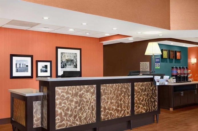 Imagen de los interiores del Hotel Hampton Inn By Hilton Chicago-midway Airport. Foto 15