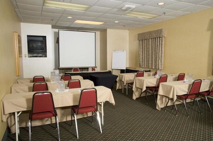 Imagen general del Hotel Hampton Inn By Hilton Concord/bow. Foto 4
