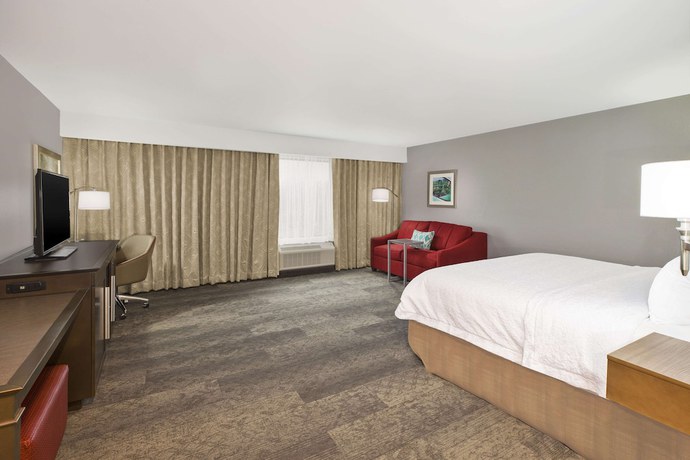 Imagen de la habitación del Hotel Hampton Inn By Hilton Detroit Dearborn. Foto 10