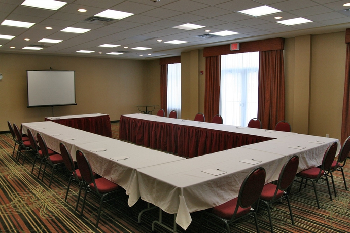 Imagen de los interiores del Hotel Hampton Inn By Hilton Edmonton/south, Alberta, Canada. Foto 12