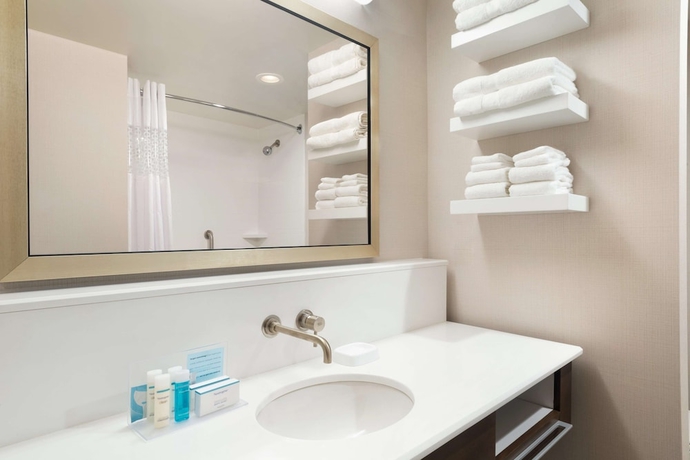 Imagen de la habitación del Hotel Hampton Inn By Hilton Elko. Foto 14