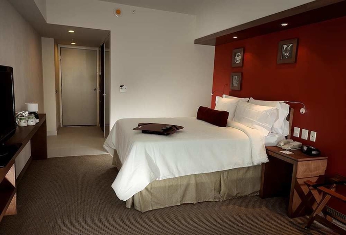 Imagen de la habitación del Hotel Hampton Inn By Hilton Guadalajara/expo Jalisco Mexico. Foto 7