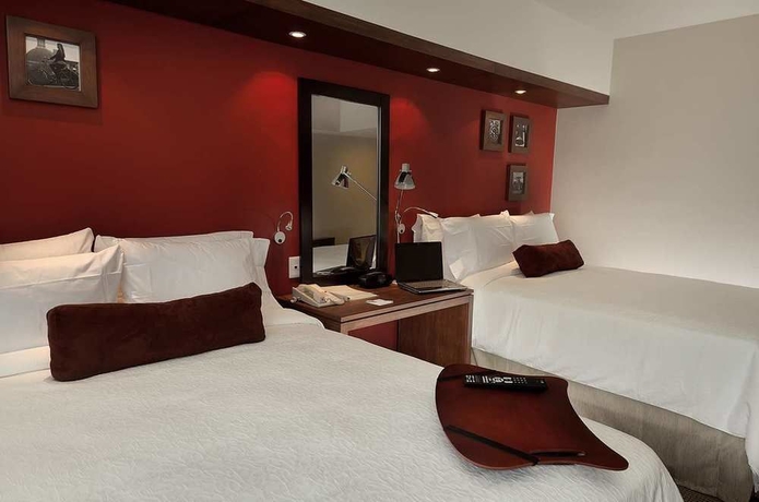 Imagen de la habitación del Hotel Hampton Inn By Hilton Guadalajara/expo Jalisco Mexico. Foto 8