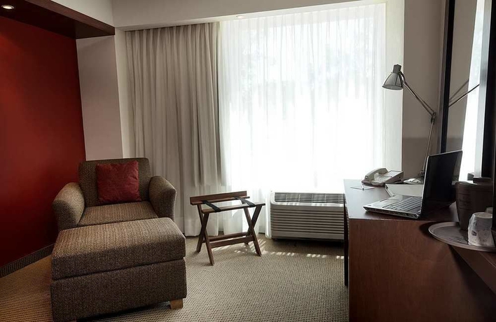 Imagen de la habitación del Hotel Hampton Inn By Hilton Guadalajara/expo Jalisco Mexico. Foto 9
