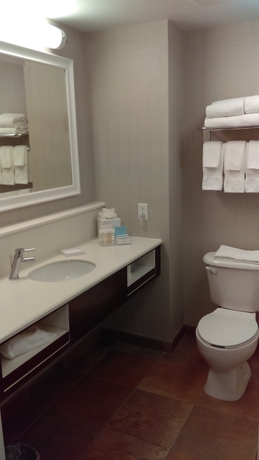 Imagen de la habitación del Hotel Hampton Inn By Hilton Hallandale Beach Aventura. Foto 5