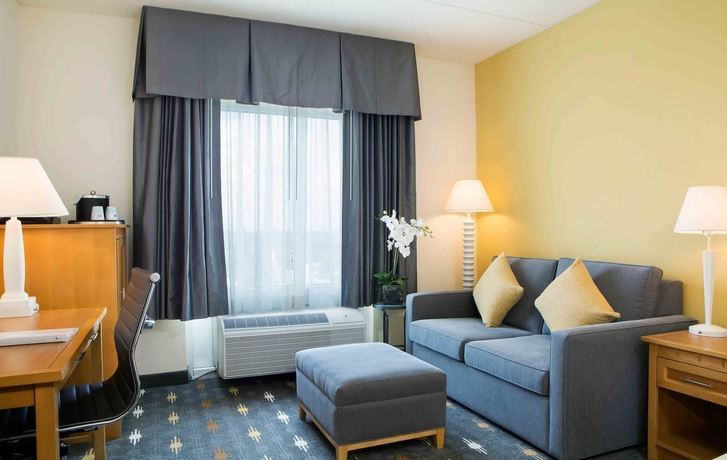 Imagen de los interiores del Hotel Hampton Inn By Hilton Hallandale Beach Aventura. Foto 10