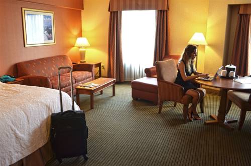 Imagen de la habitación del Hotel Hampton Inn By Hilton Harrisburg West. Foto 10