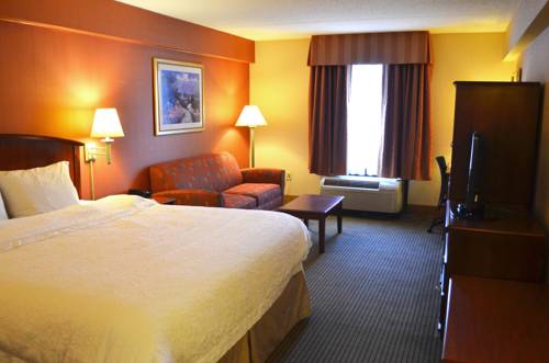 Imagen de la habitación del Hotel Hampton Inn By Hilton Harrisburg West. Foto 16