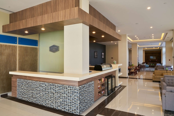 Imagen de los interiores del Hotel Hampton Inn By Hilton Irapuato. Foto 19
