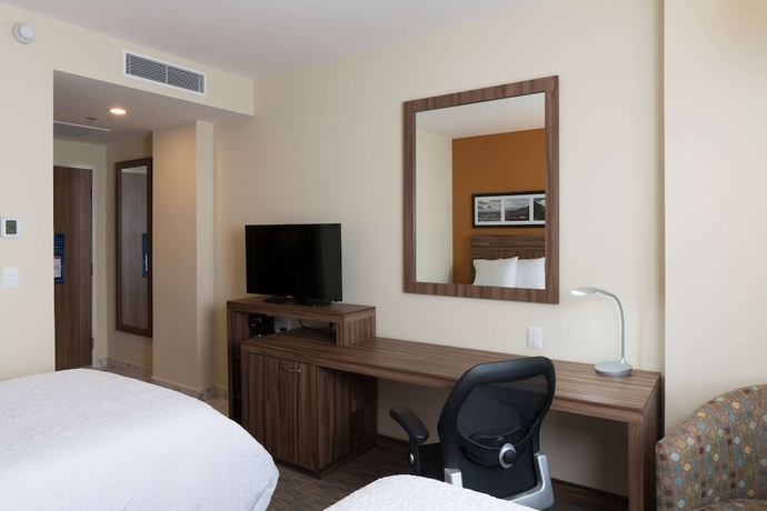 Imagen de la habitación del Hotel Hampton Inn By Hilton Irapuato. Foto 12