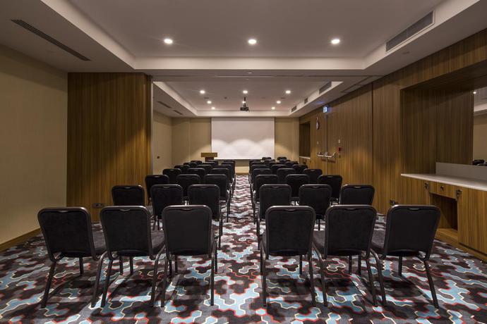 Imagen general del Hotel Hampton Inn By Hilton Istanbul Kurtkoy. Foto 9