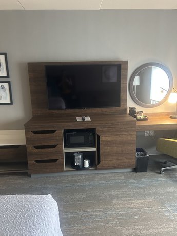 Imagen de la habitación del Hotel Hampton Inn By Hilton Kingston. Foto 2