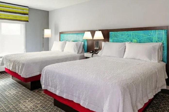 Imagen de la habitación del Hotel Hampton Inn By Hilton Kingston. Foto 7