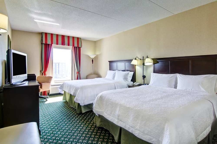 Imagen de la habitación del Hotel Hampton Inn By Hilton London. Foto 5