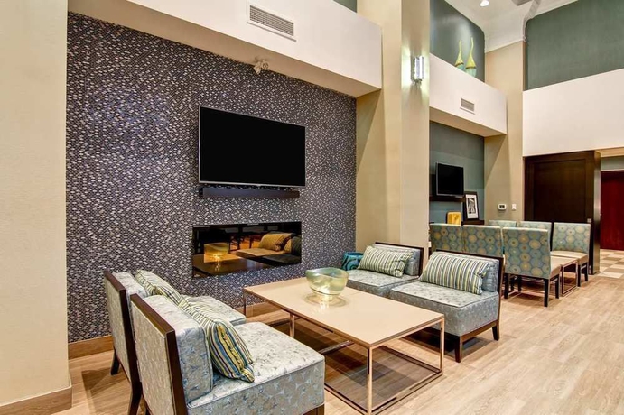 Imagen de los interiores del Hotel Hampton Inn By Hilton London. Foto 14