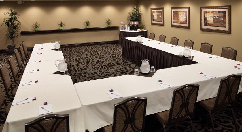 Imagen general del Hotel Hampton Inn By Hilton North Bay. Foto 2