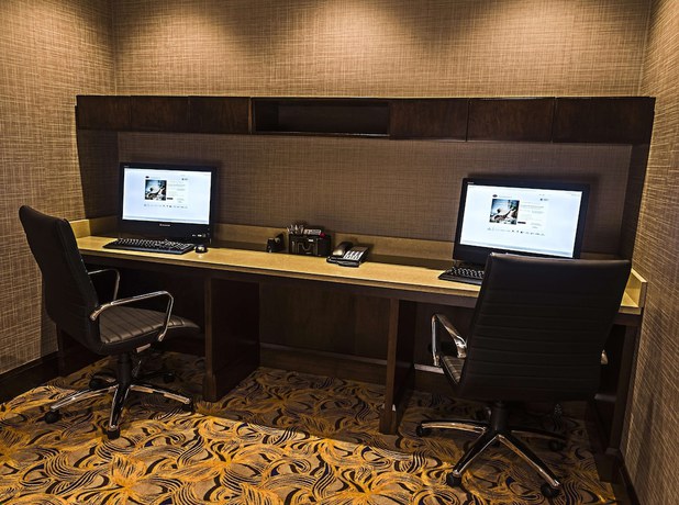 Imagen de los interiores del Hotel Hampton Inn By Hilton Ottawa Airport, On, Cn. Foto 16
