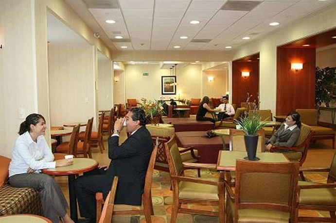 Imagen de los interiores del Hotel Hampton Inn By Hilton Queretaro Tecnologico. Foto 12