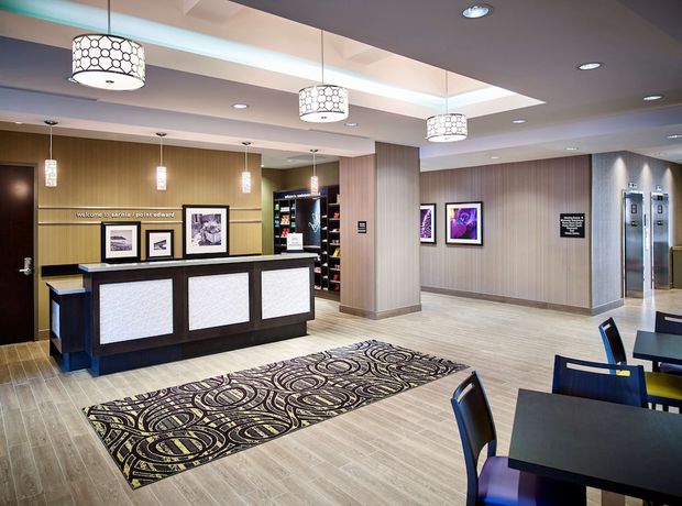 Imagen de los interiores del Hotel Hampton Inn By Hilton Sarnia/point Edward. Foto 19