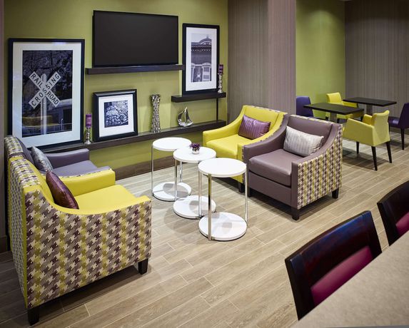 Imagen de los interiores del Hotel Hampton Inn By Hilton Sarnia/point Edward. Foto 20