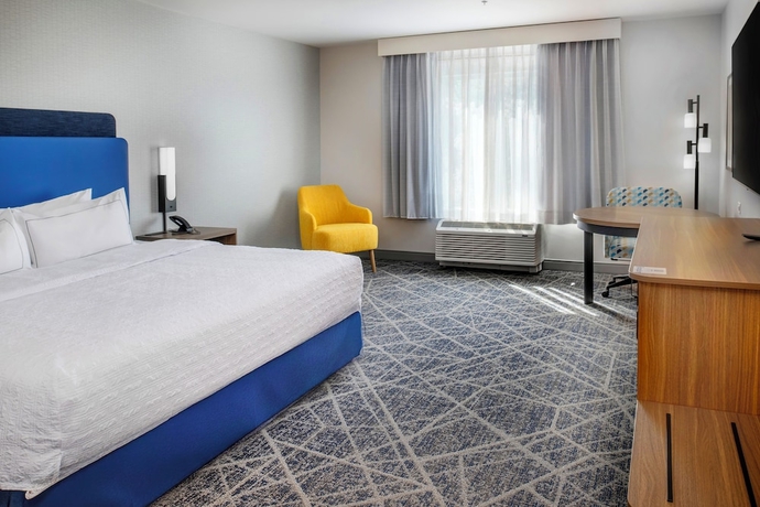 Imagen de la habitación del Hotel Hampton Inn By Hilton St Louis Airport. Foto 6