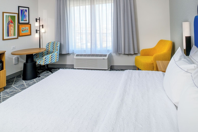 Imagen de la habitación del Hotel Hampton Inn By Hilton St Louis Airport. Foto 11