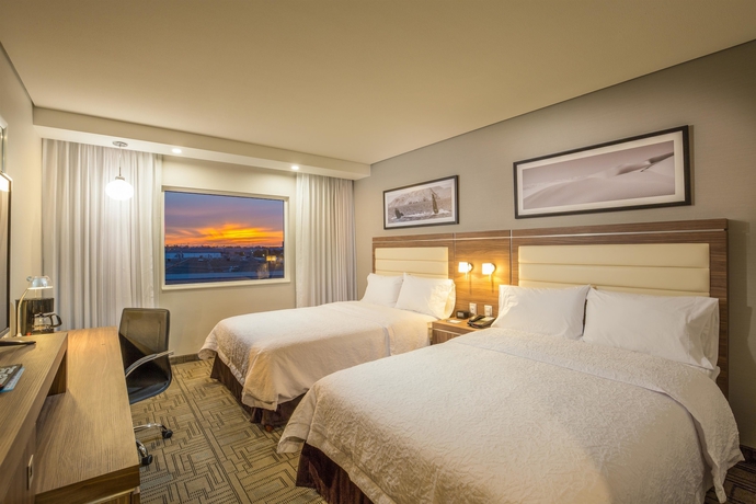 Imagen de la habitación del Hotel Hampton Inn By Hilton Tijuana. Foto 11