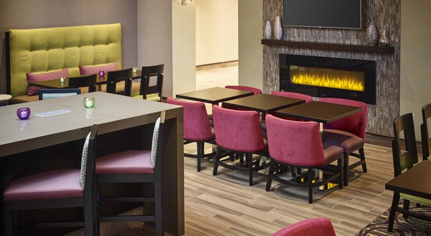 Imagen general del Hotel Hampton Inn By Hilton Timmins. Foto 6