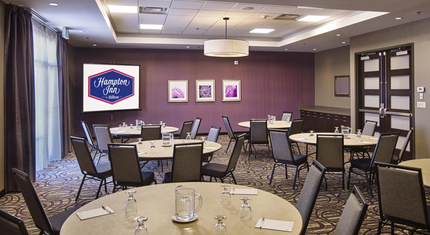 Imagen general del Hotel Hampton Inn By Hilton Timmins. Foto 11
