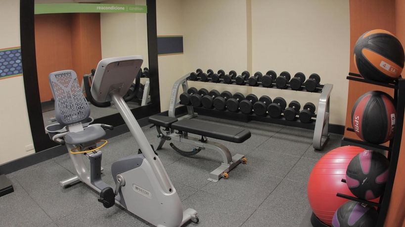 Imagen de los interiores del Hotel Hampton Inn By Hilton Torreon-airport Galerias. Foto 14