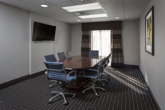 Imagen de los interiores del Hotel Hampton Inn By Hilton Troy. Foto 15