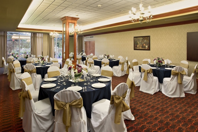 Imagen de los interiores del Hotel Hampton Inn By Hilton West Palm Beach Central Airport. Foto 9