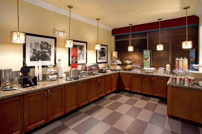 Imagen de los interiores del Hotel Hampton Inn By Hilton West Palm Beach Central Airport. Foto 15