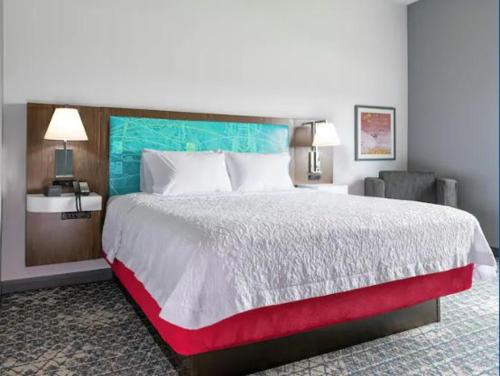 Imagen de la habitación del Hotel Hampton Inn By Hilton Williams. Foto 7