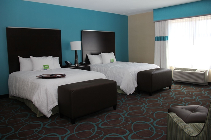 Imagen de la habitación del Hotel Hampton Inn By Hilton Winnipeg Airport/polo Park. Foto 6