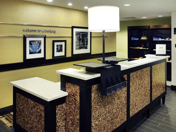 Imagen de los interiores del Hotel Hampton Inn By Hilton Winnipeg Airport/polo Park. Foto 16